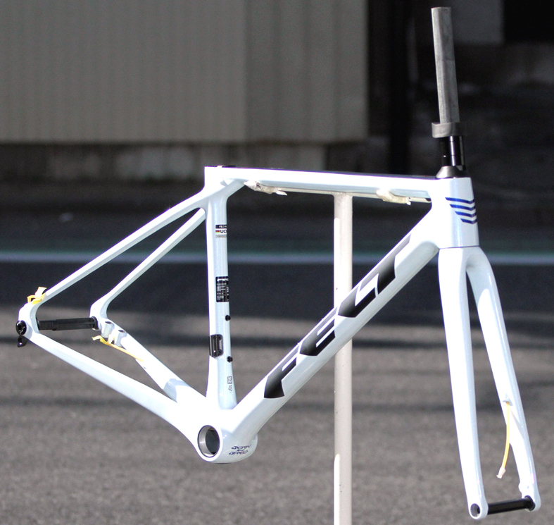  �e�d�k�s�@�q�S.�O�@�t���[���@