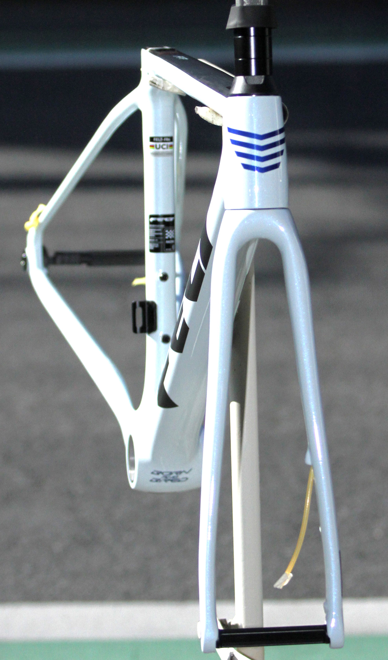  �e�d�k�s�@�q�S.�O�@�t���[���@