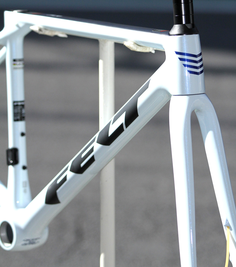  �e�d�k�s�@�q�S.�O�@�t���[���@